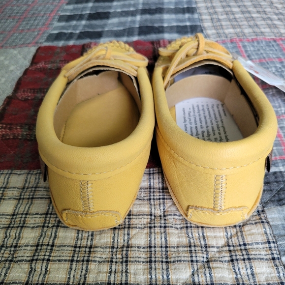 NWT | Laurentian Chief | Moose Hide Moccasins- Made In Canada 🇨🇦 Unisex - Picture 5 of 8